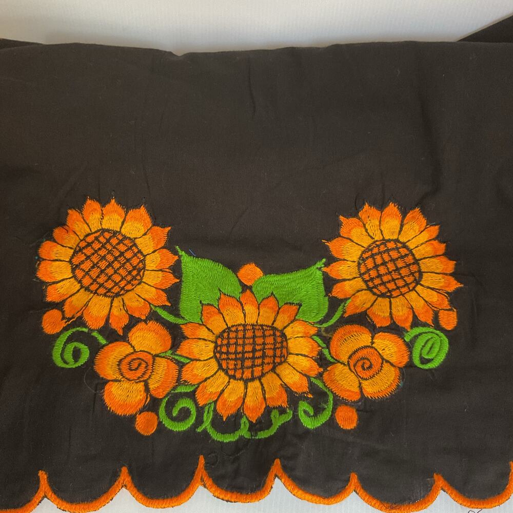 Mexican Black Embroidered Dress Sunflowers Folk Art Handcrafted Artisanal - Picture 9 of 10